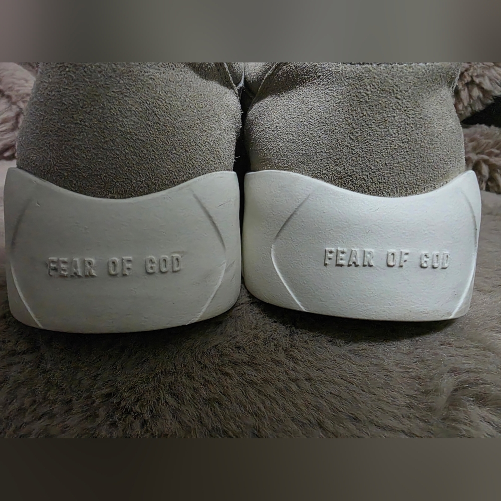 Fear Of God Essentials Distance Runner - Picture 4 of 9